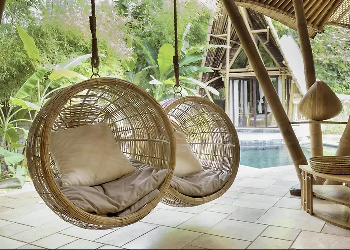 Cacao House 4bds Eco Bamboo House, Pool, Near School Bali * Bringkit