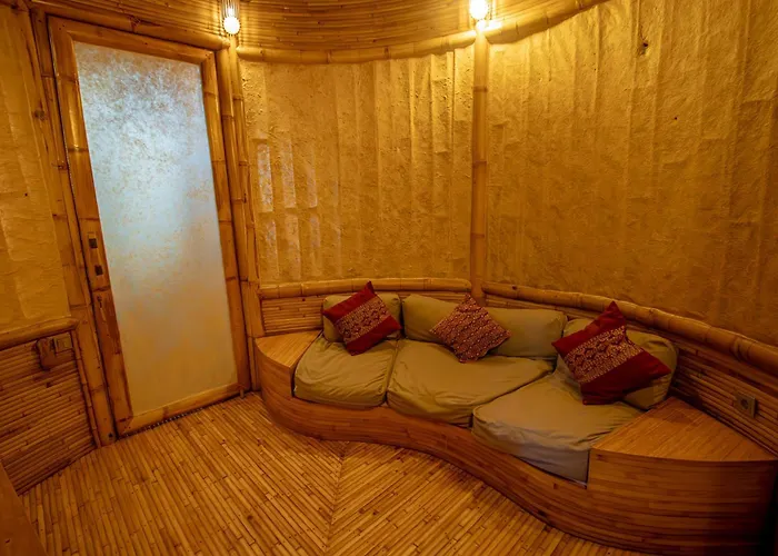 ヴィラ Cacao House 4bds Eco Bamboo House, Pool, Near School Bali