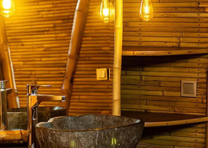 ヴィラ Cacao House 4bds Eco Bamboo House, Pool, Near School Bali