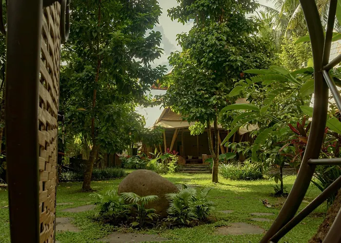 ヴィラ Cacao House 4bds Eco Bamboo House, Pool, Near School Bali *