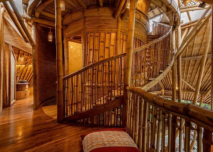 Cacao House 4bds Eco Bamboo House, Pool, Near School Bali ヴィラ